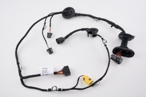NOWA ORYGINALNA CZĘŚĆ AUDI TRADITION 8J0971030L