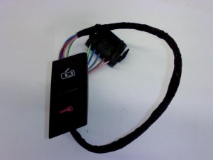 NOWA ORYGINALNA CZĘŚĆ AUDI TRADITION 8Z29621075PR