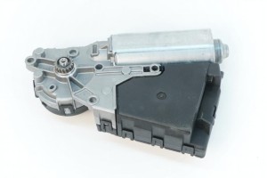 NOWA ORYGINALNA CZĘŚĆ AUDI TRADITION 8Z0959591B