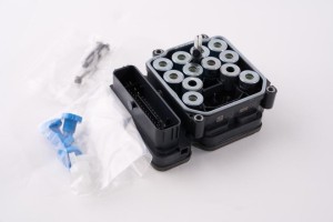 NOWA ORYGINALNA CZĘŚĆ AUDI TRADITION 8W0907379AMREP