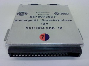 NOWA ORYGINALNA CZĘŚĆ AUDI TRADITION 857907399F