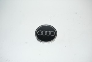 NOWA ORYGINALNA CZĘŚĆ AUDI TRADITION 8A0419685
