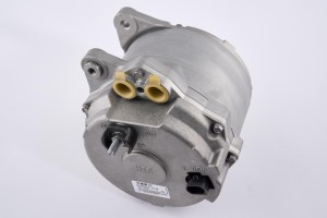 NOWA ORYGINALNA CZĘŚĆ AUDI TRADITION 079903021FX