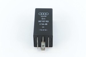 NOWA ORYGINALNA CZĘŚĆ AUDI TRADITION 8N7907953