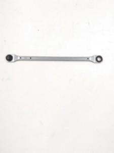 NOWA ORYGINALNA CZĘŚĆ AUDI TRADITION 8N2955327
