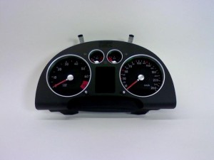 NOWA ORYGINALNA CZĘŚĆ AUDI TRADITION 8N1920880JX