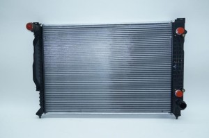 NOWA ORYGINALNA CZĘŚĆ AUDI TRADITION 4B0121251AK