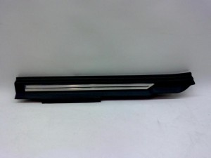 NOWA ORYGINALNA CZĘŚĆ AUDI TRADITION 4D0853758E01C