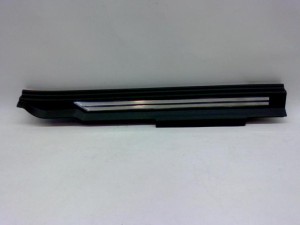 NOWA ORYGINALNA CZĘŚĆ AUDI TRADITION 4D0853757E01C