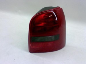 NOWA ORYGINALNA CZĘŚĆ AUDI TRADITION 8D9945112B