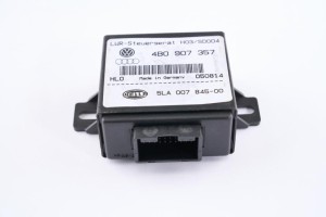NOWA ORYGINALNA CZĘŚĆ AUDI TRADITION 4B0907357