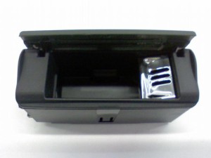 NOWA ORYGINALNA CZĘŚĆ AUDI TRADITION 4B0857405B8SP