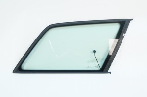 NOWA ORYGINALNA CZĘŚĆ AUDI TRADITION 4B9845300ARMKR