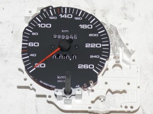 NOWA ORYGINALNA CZĘŚĆ AUDI TRADITION 894957031F