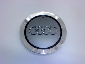 NOWA ORYGINALNA CZĘŚĆ AUDI TRADITION 4D0601165H7ZJ