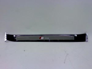 NOWA ORYGINALNA CZĘŚĆ AUDI TRADITION 8E0853373B01C