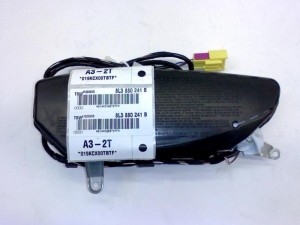 NOWA ORYGINALNA CZĘŚĆ AUDI TRADITION 8L3880241B