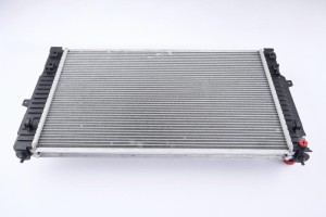 NOWA ORYGINALNA CZĘŚĆ AUDI TRADITION 8D0121251P