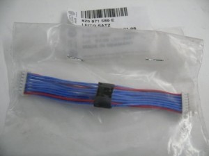 NOWA ORYGINALNA CZĘŚĆ AUDI TRADITION 8Z0971589E