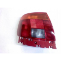 Screenshot_2020-12-15 LEUCHTE 8D0945111B Audi Tradition - Vorsprung durch Technik.png