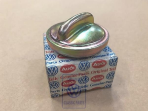 Korek wlewu paliwa dla Scirocco 2 i Passat 32B