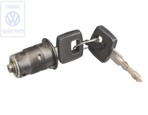 CYLINDEREK ZAMKA KLAPY BAGAŻNIKA VW DERBY VB