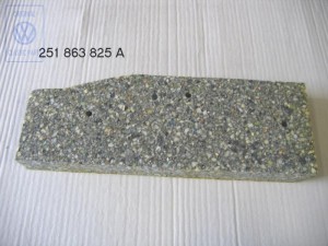 251863825A   Wytłumienie