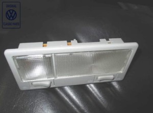 LAMPKA PODSUFITKI Z OPÓŹNIACZEM VW POLO 96-99