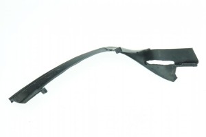 USZCZELKA LAMPY PRZÓD LEWA AUDI CABRIO COUPE RS2