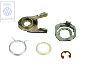 ZESTAW NAPRAWCZY KLAMKI PRAWY PRZÓD VW PASSAT B3 B4